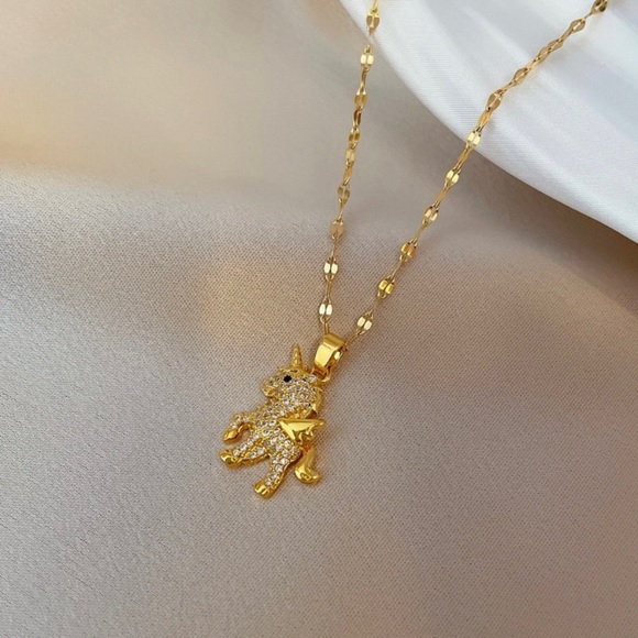 18K Gold Plated Unicorn Pendant Necklace for Women,Unicorn Necklace for Girls - Picture 4 of 5